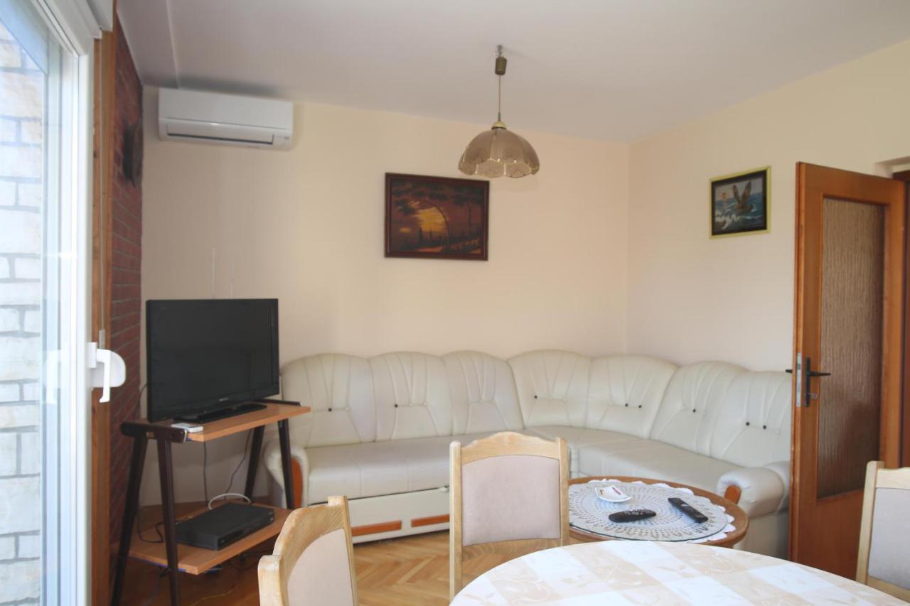Apartment Michelle Bibinje Luaran gambar